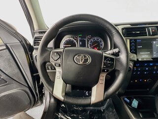 2022 Toyota 4Runner Limited — photo 15