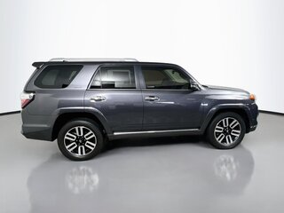 2022 Toyota 4Runner Limited — photo 2