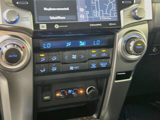 2022 Toyota 4Runner Limited — photo 23