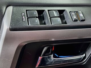 2022 Toyota 4Runner Limited — photo 5