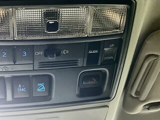 2022 Toyota 4Runner Limited — photo 19