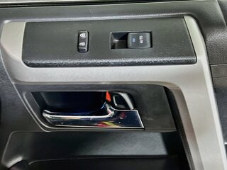 2022 Toyota 4Runner Limited — photo 29