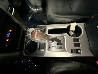 2022 Toyota 4Runner Limited — photo 22