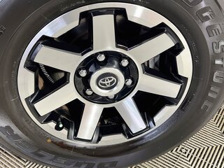 2024 Toyota 4Runner TRD Off-Road Premium — photo 11