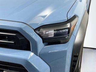 2026 Toyota 4Runner SR5 — photo 9