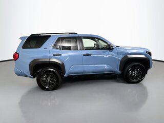 2026 Toyota 4Runner SR5 — photo 2