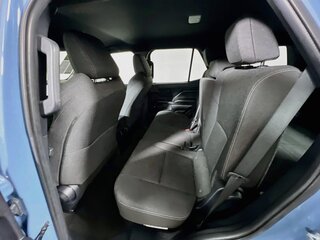 2026 Toyota 4Runner SR5 — photo 26