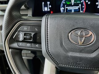 2026 Toyota 4Runner SR5 — photo 16