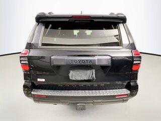 2026 Toyota 4Runner SR5 — photo 4
