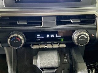 2026 Toyota 4Runner SR5 — photo 23