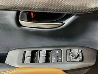 2020 Lexus NX 300 — photo 14