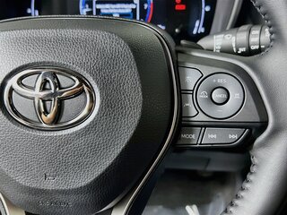 2025 Toyota Corolla Hatchback XSE — photo 17