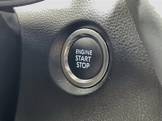 2025 Toyota Corolla Hatchback XSE — photo 20