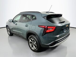 2025 Chevrolet Trax LT — photo 5