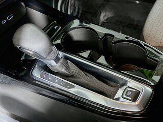 2025 Chevrolet Trax LT — photo 20