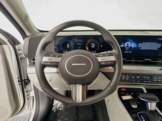 2025 Hyundai Kona SEL — photo 15