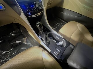 2015 Hyundai Sonata Hybrid Limited — photo 22