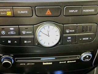 2013 Hyundai Equus Signature — photo 23