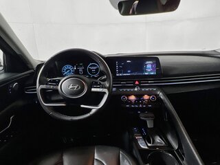 2025 Hyundai Elantra Limited — photo 27
