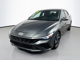 2025 Hyundai Elantra Limited — photo 7