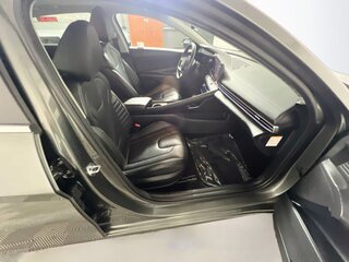 2025 Hyundai Elantra Limited — photo 28