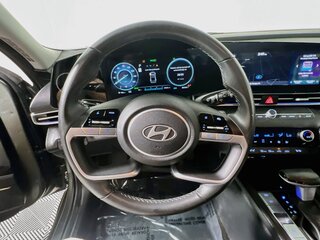 2025 Hyundai Elantra Limited — photo 15
