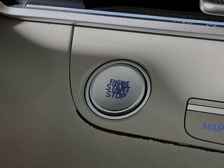 2025 Hyundai Elantra Limited — photo 20
