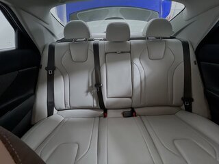 2025 Hyundai Elantra Limited — photo 30