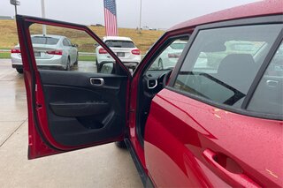 2020 Hyundai Venue SE — photo 21