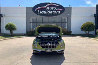 2023 Hyundai Venue SEL — photo 11