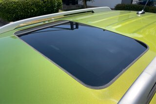2023 Hyundai Venue SEL — photo 12