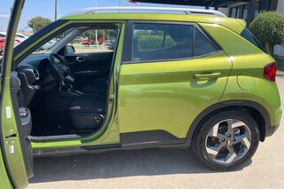 2023 Hyundai Venue SEL — photo 9