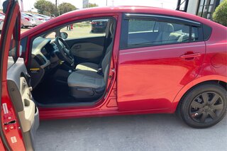 2015 Kia Rio LX — photo 9