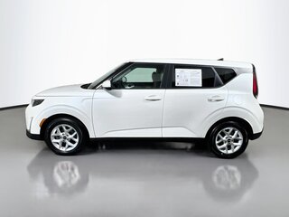 2025 Kia Soul LX — photo 6