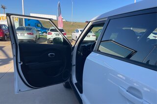 2014 Kia Soul Base — photo 22