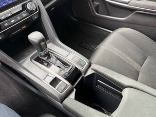 2019 Honda Civic Hatchback EX — photo 16