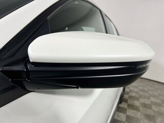 2019 Honda Civic Hatchback Sport Touring — photo 10