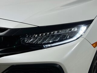 2019 Honda Civic Hatchback Sport Touring — photo 9