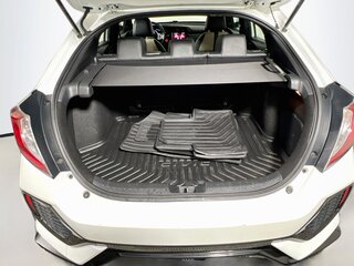 2019 Honda Civic Hatchback Sport Touring — photo 31