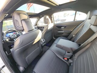 2024 Mercedes-Benz C-Class Sedan C 300 — photo 13