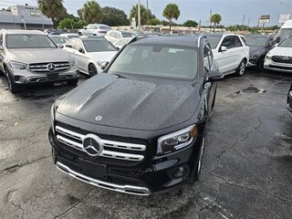 2022 Mercedes-Benz GLB Base — photo 2