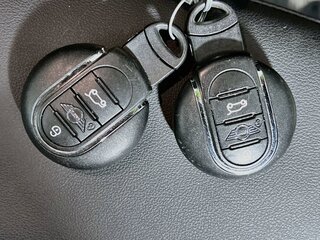 2023 MINI Hardtop 2 Door SE — photo 33