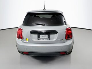 2023 MINI Hardtop 2 Door SE — photo 4