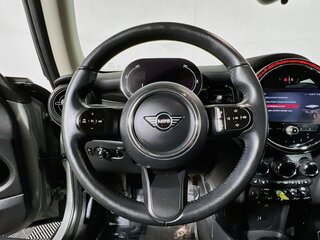 2023 MINI Hardtop 2 Door SE — photo 15
