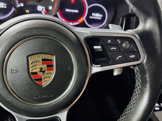 2021 Porsche Cayenne Base — photo 17