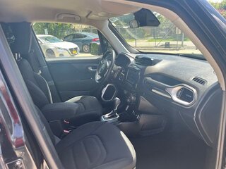 2018 Jeep Renegade Latitude — photo 5