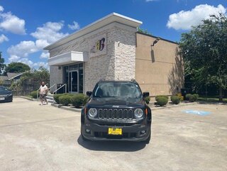 2018 Jeep Renegade Latitude — photo 2