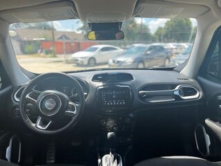 2018 Jeep Renegade Latitude — photo 4