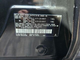 2017 Toyota Rav4 XLE — photo 18