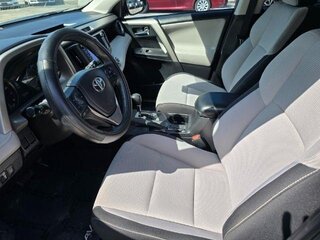 2017 Toyota Rav4 XLE — photo 7